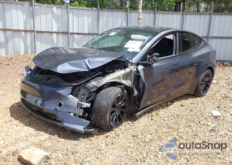 2023 Tesla Model Y Awd/Long Range Dual Motor All-Wheel Drive из США, поврежденный, VIN 7SAYGDEE9PA171190